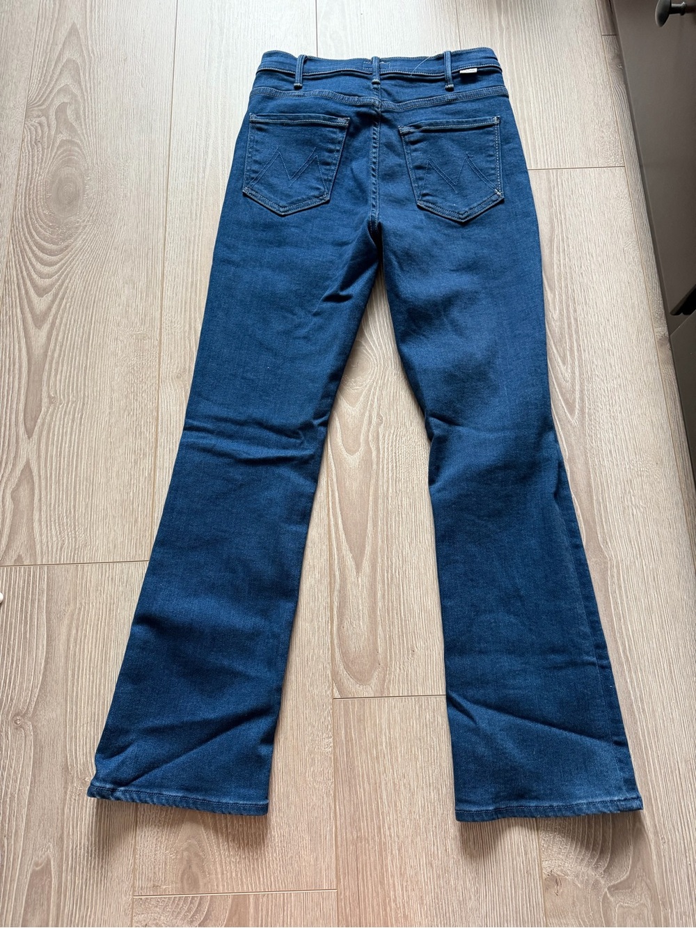 MOTHER The Hustler Ankle Jeans in Coloring Outside The Lines bright indigo flare - Picture 6 of 9